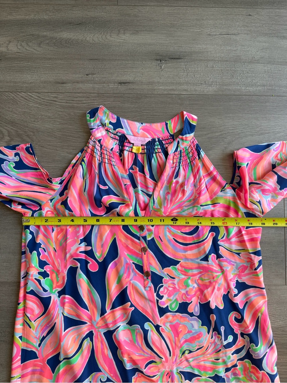 Lilly Pulitzer Sunny Shoulder Elsa Top - size small - Banana Flambé - Picture 3 of 4